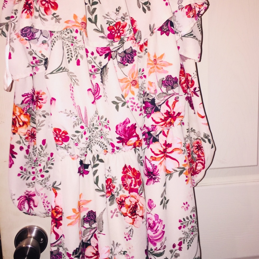 Romper - Picture 3 of 3